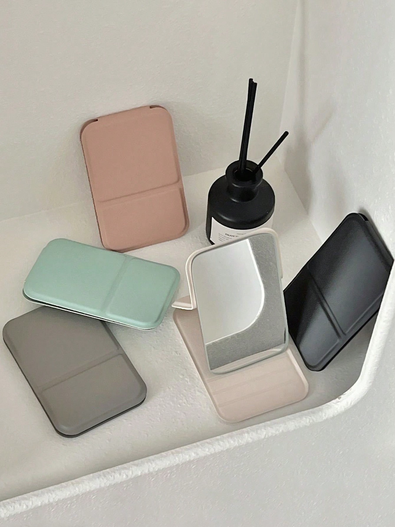Portable Folding Mini Makeup M - огляд і ціна Beauty Of Makeup