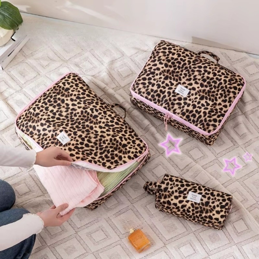 Waterproof Leopard Makeup Bag  - огляд і ціна Makeup Organizer